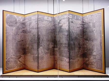 「きらめく叡智と美のしずく展」の写真2